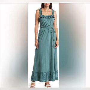 daniel rainn samantha v neck maxi dress Daniel Rainn V-Neck Organza Dress